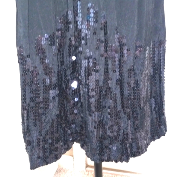 Culture, Black Dress with Sequins 10" up from the Bottom. SILK Size Med - Picture 4 of 10